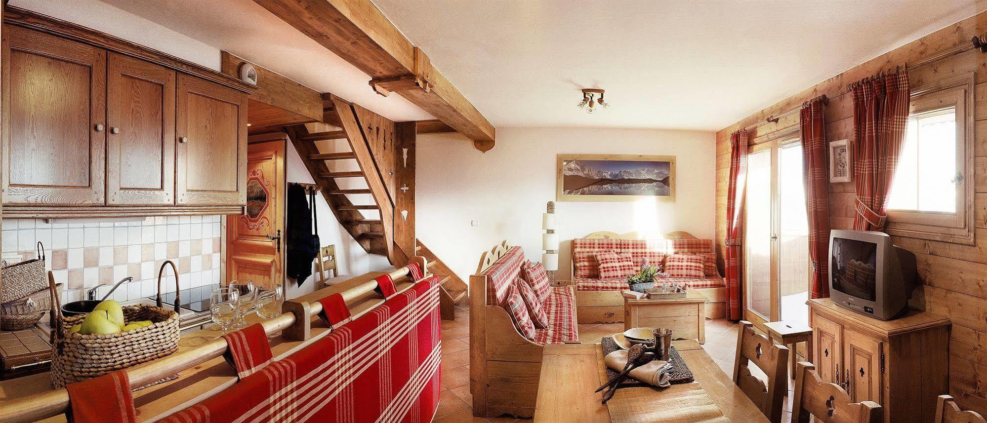 לה פלאנייה Residence Les Alpages De Champagny מראה חיצוני תמונה